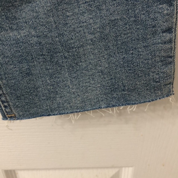 High Rise - Picture 3 of 5